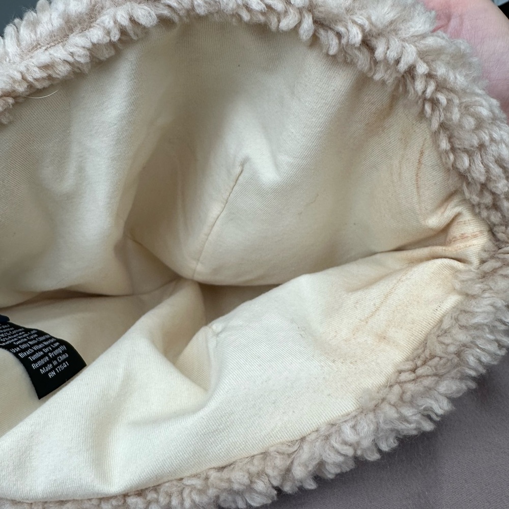 Cole Haan Grand Series Women winter hat. - Picture 3 of 6